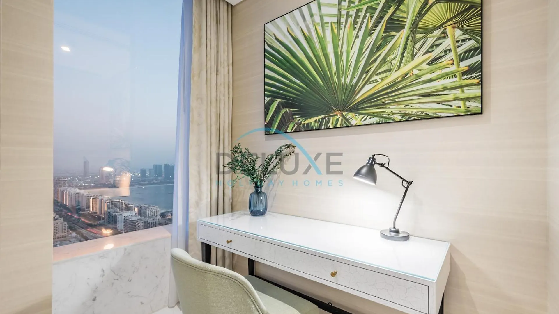 Elegant 1Br In The Palm Tower, Palm Jumeirah By Deluxe Holiday Homes Dubai 0*,