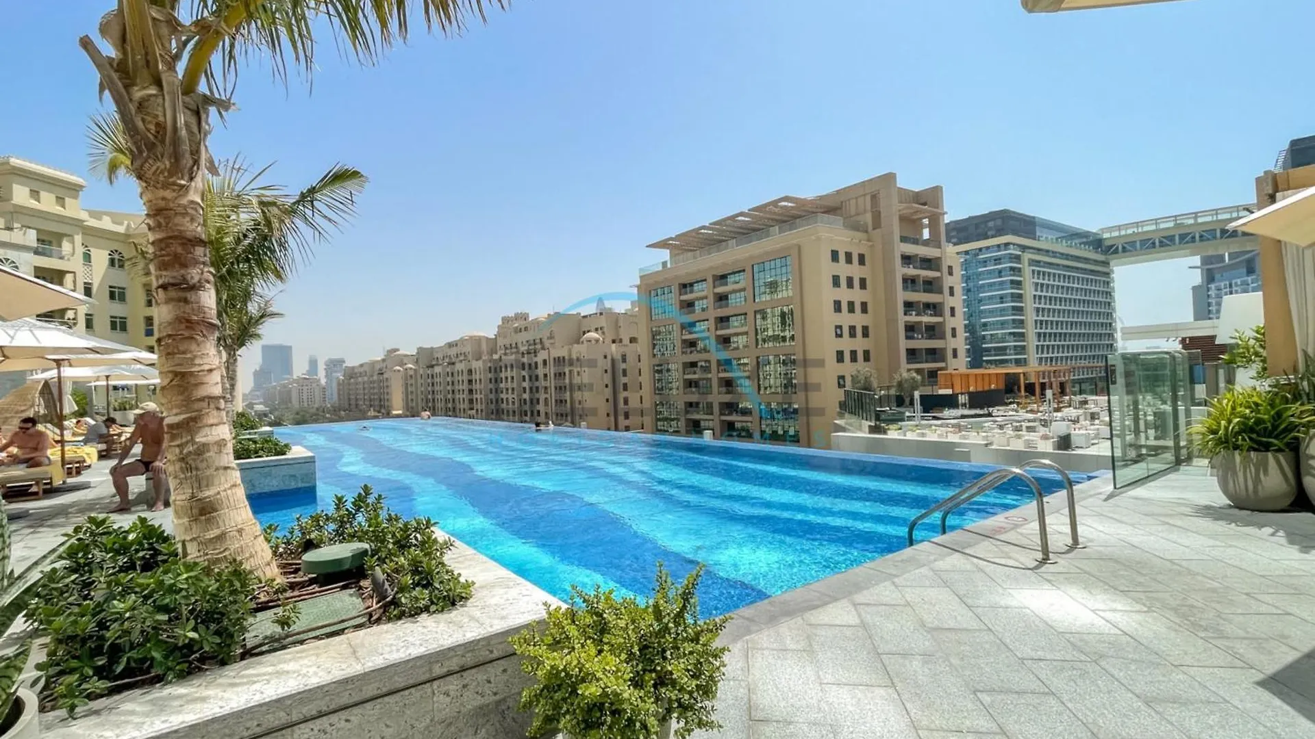 Elegant 1Br In The Palm Tower, Palm Jumeirah By Deluxe Holiday Homes Dubai